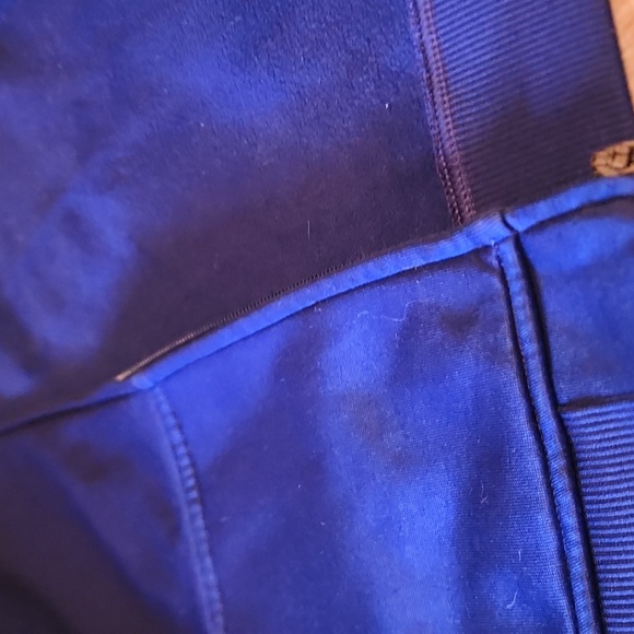 Under Armour Kids' Blue and Yellow Zippered Jacket With Hood Size Youth Large - Picture 10 of 11